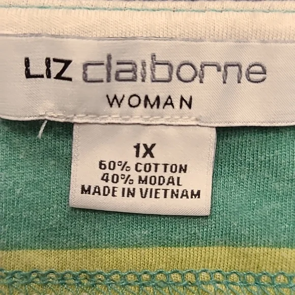 Liz Claiborne Woman sweater & shirt set - Picture 7 of 7